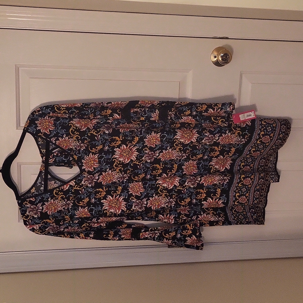 NWT Xhilaration Floral Print Dress in Black and Pink, Size L